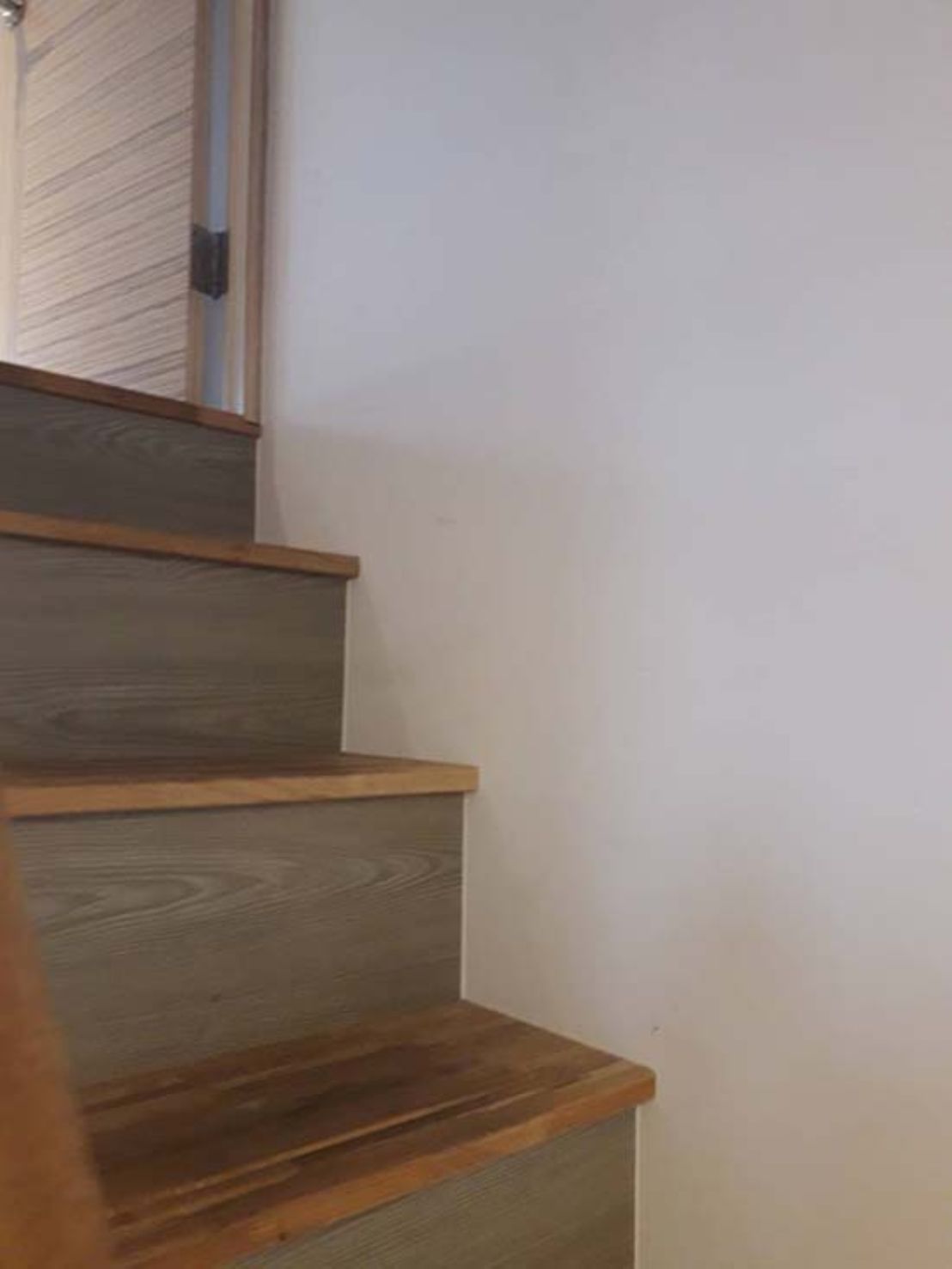 台北樓梯間油漆